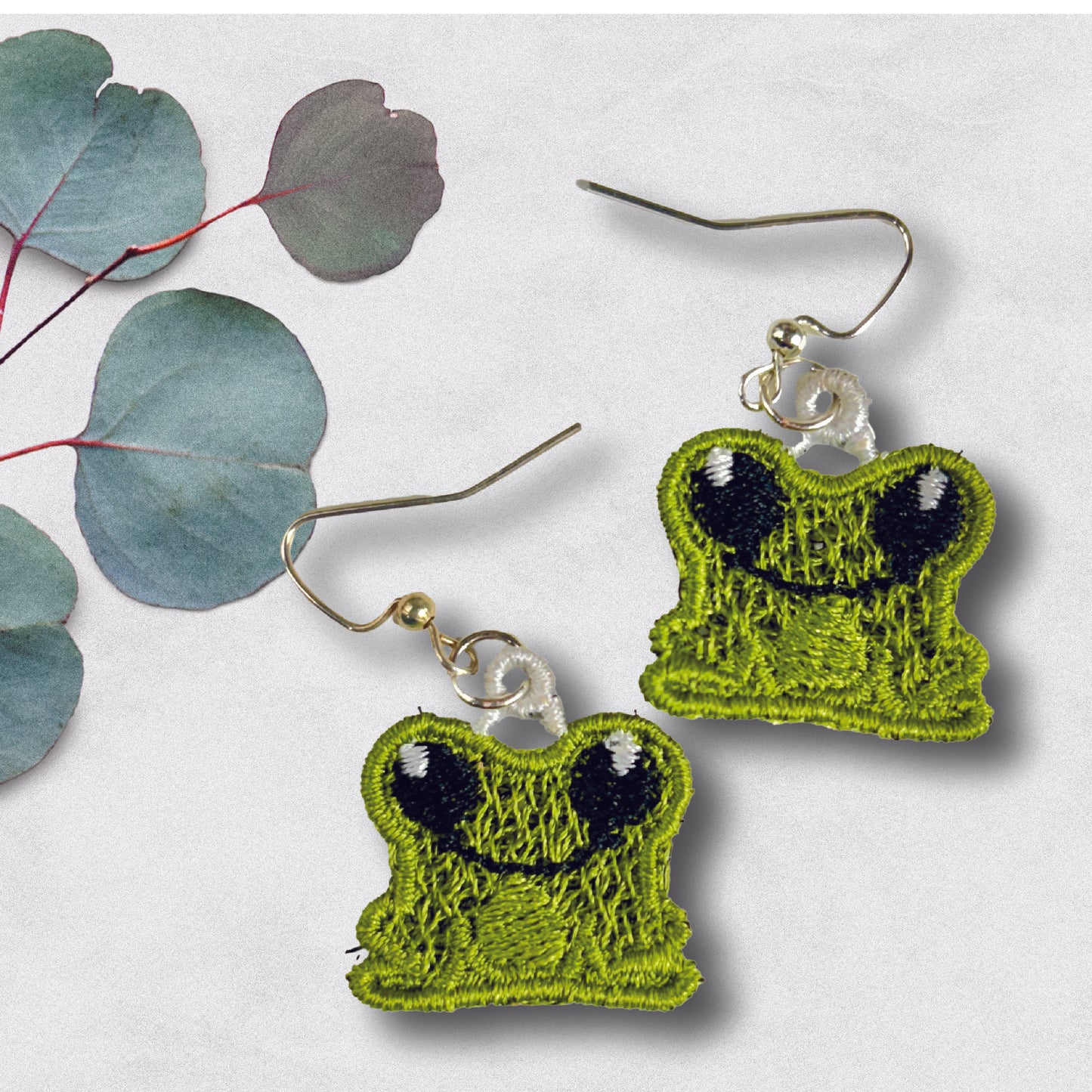 Cute Frog Earrings - Embroidered